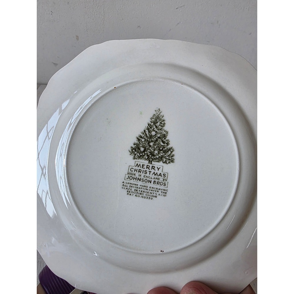 Vintage Johnson bros Merry Christmas salad dessert plate tree fireplace Holly - Picture 5 of 8